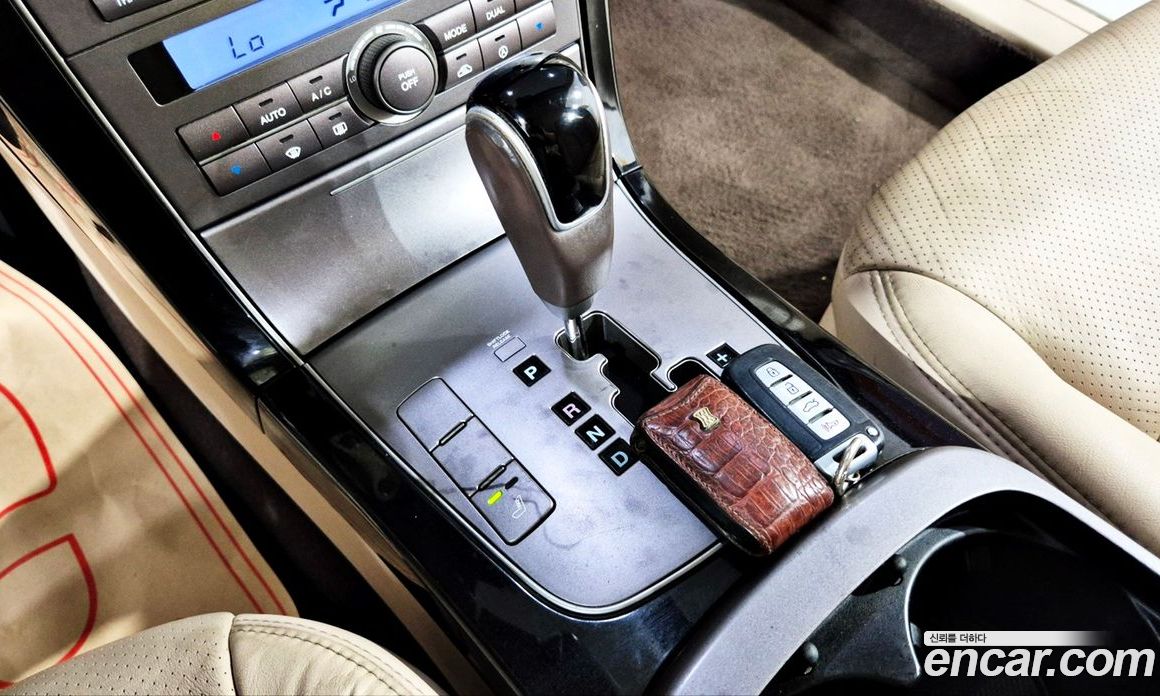 Kia Opirus Premium фото 11