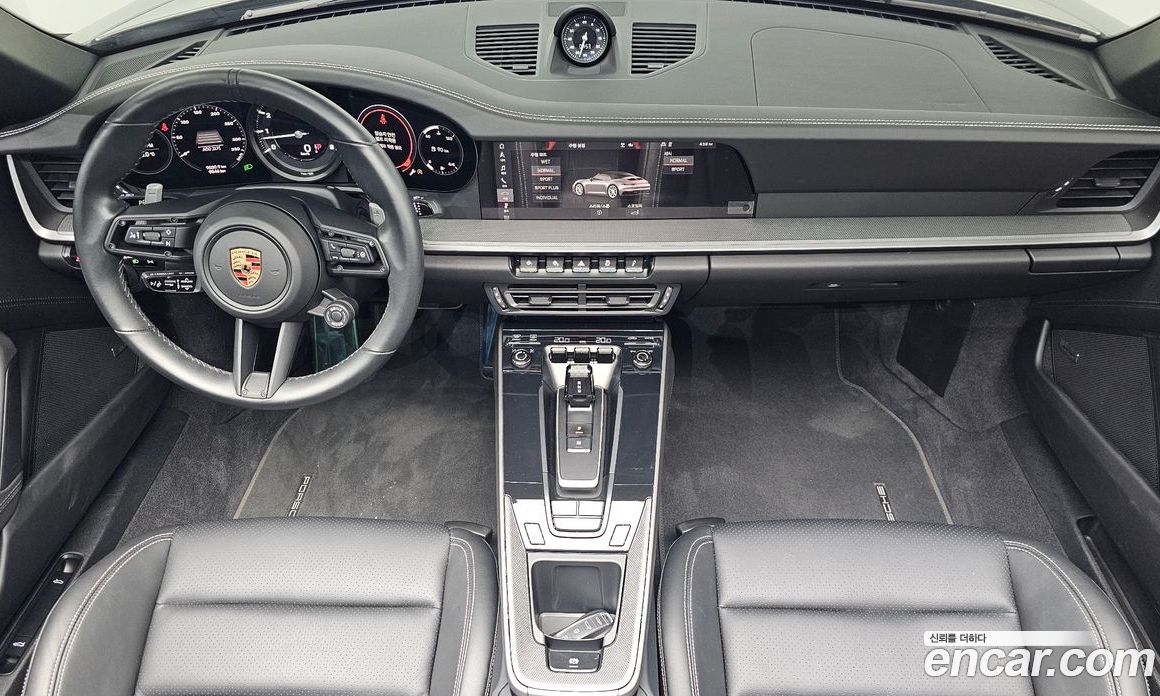 Porsche 911 (992) фото 6