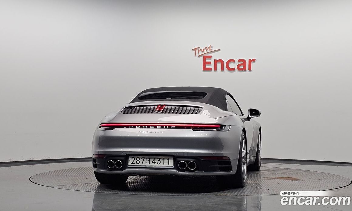 Porsche 911 (992) фото 36