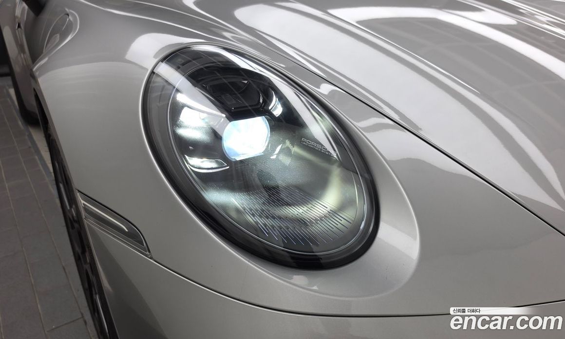 Porsche 911 (992) фото 22