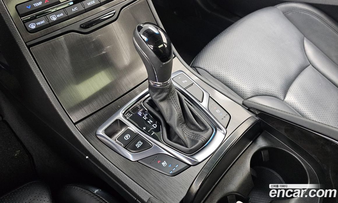 Hyundai Grandeur (HG) фото 9