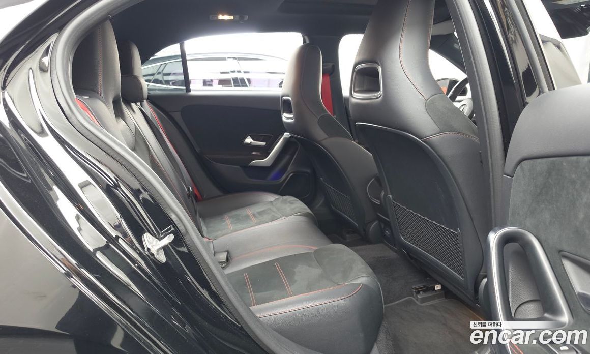 Mercedes-Benz A-Class W177 фото 12