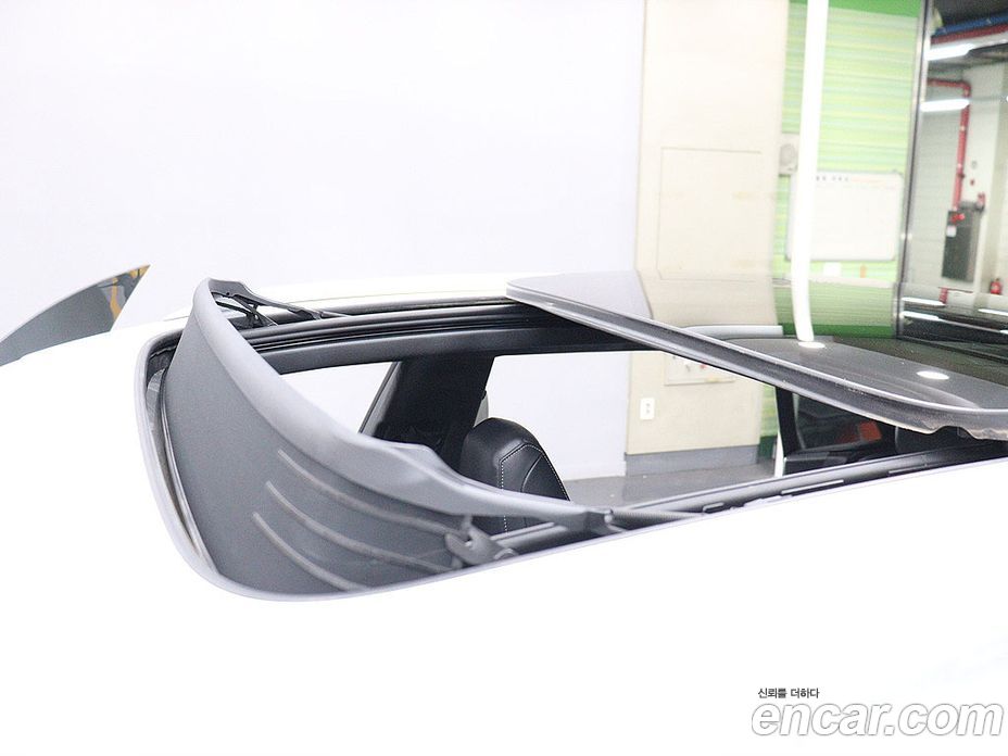 Audi Q8 (4M) фото 10