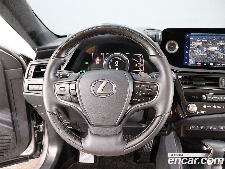 Lexus ES300h 7th Gen фото 12