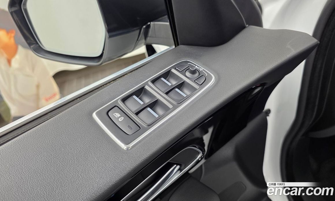 Jaguar F-PACE фото 29
