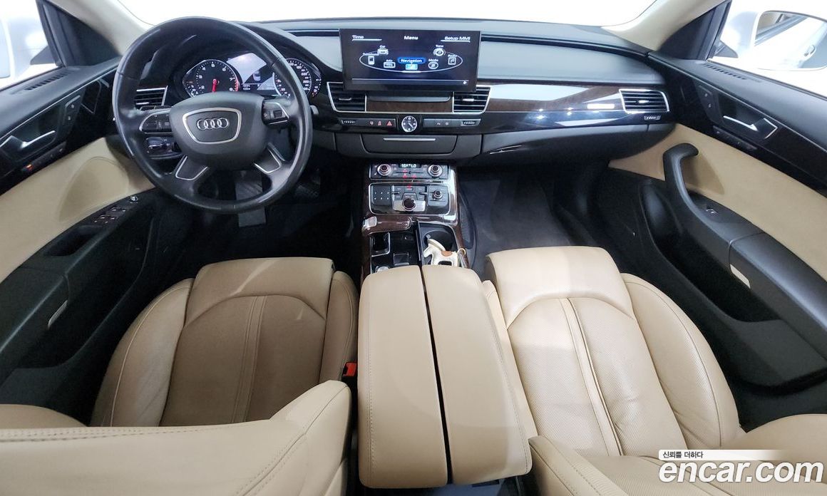 Audi A8 (D4) фото 7
