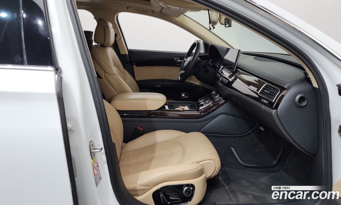 Audi A8 (D4) фото 11