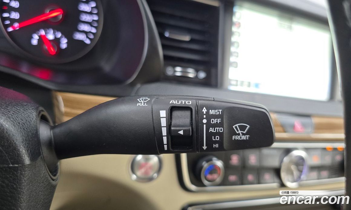 Kia K7 2nd Gen фото 29