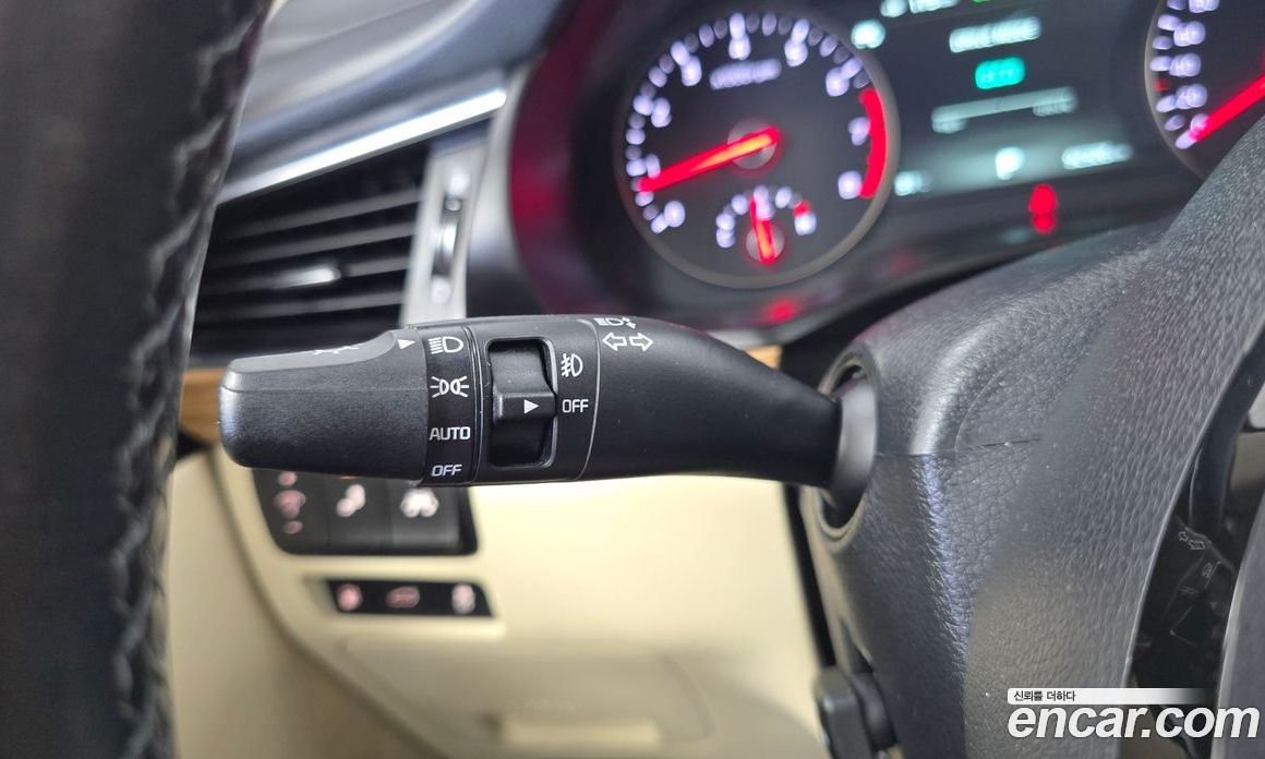 Kia K7 2nd Gen фото 30