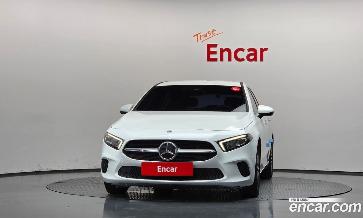 Mercedes-Benz A-Class W177 фото 3