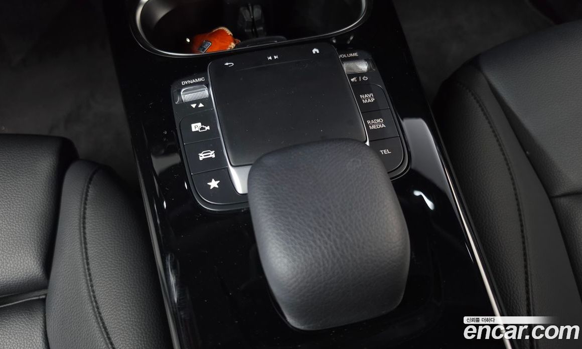 Mercedes-Benz A-Class W177 фото 9