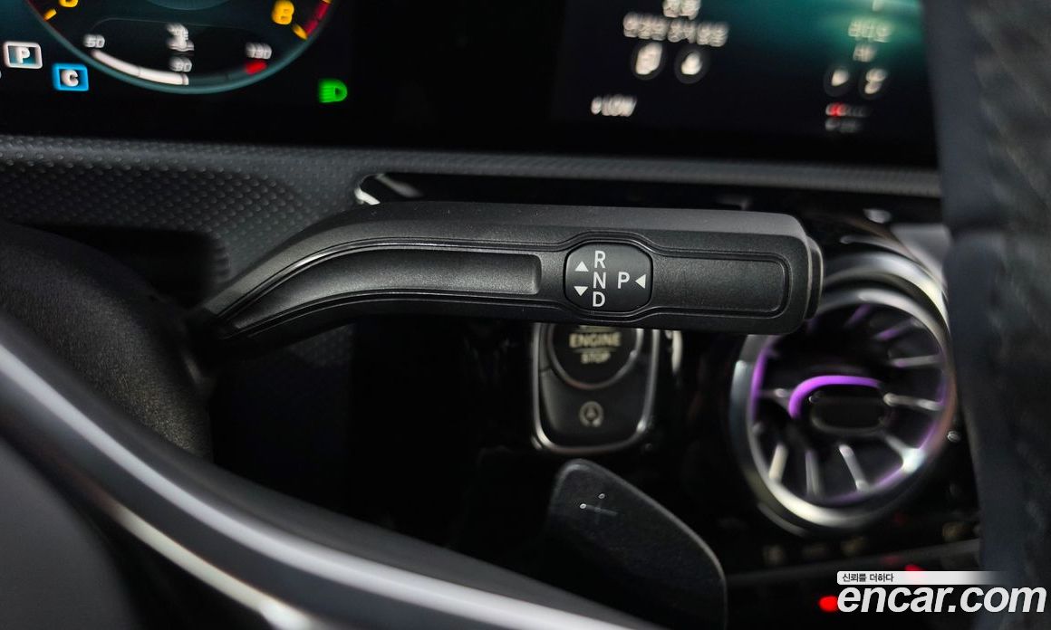Mercedes-Benz A-Class W177 фото 17