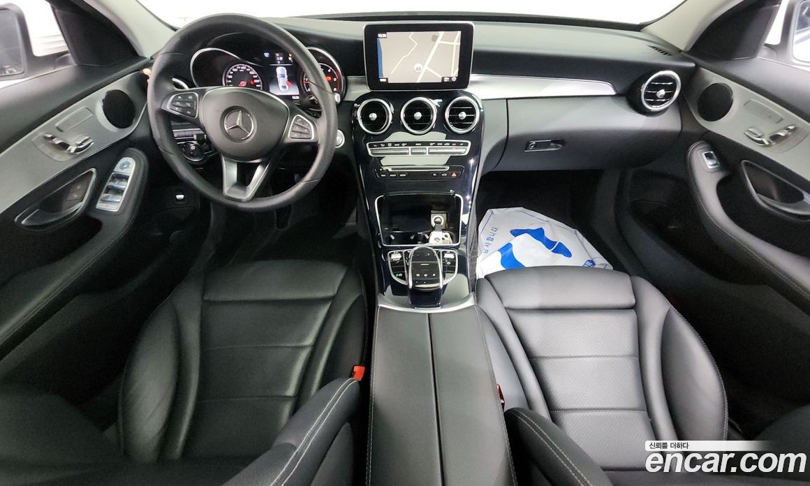 Mercedes-Benz C-Class W205 фото 7
