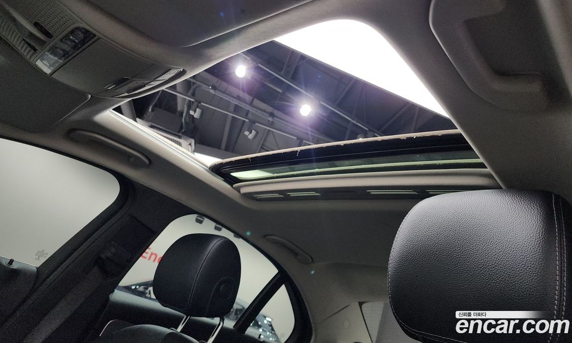 Mercedes-Benz C-Class W205 фото 18