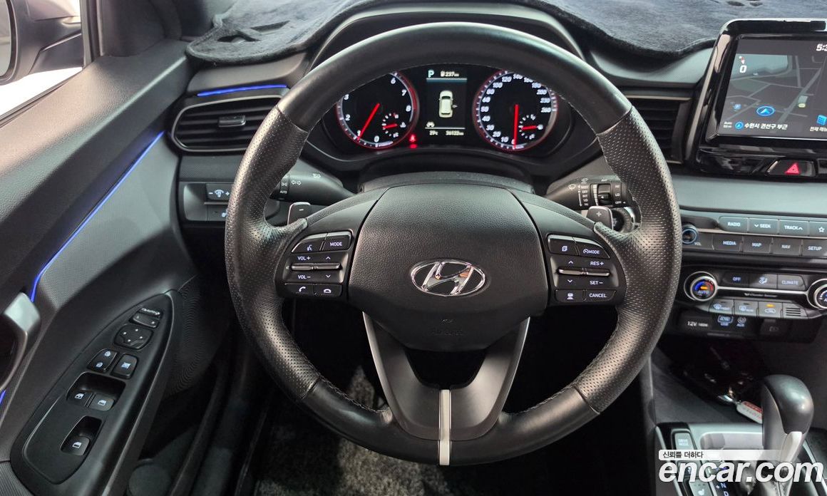 Hyundai Veloster (JS) фото 14