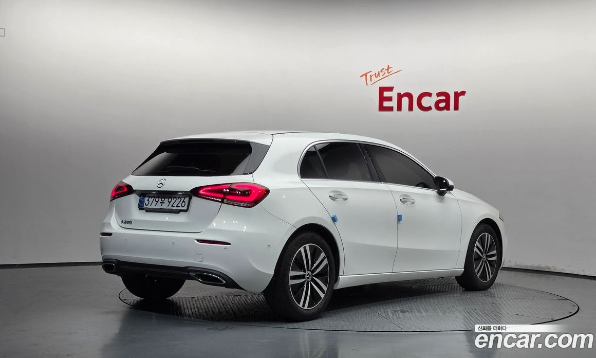 Mercedes-Benz A-Class W177 фото 2