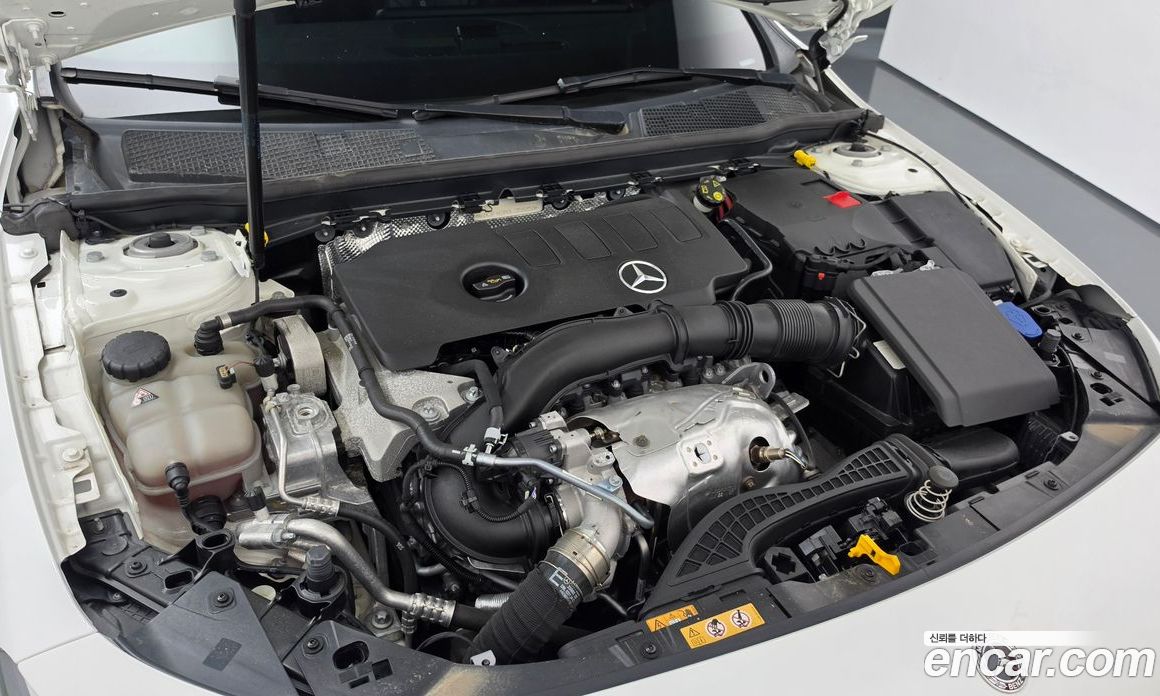 Mercedes-Benz A-Class W177 фото 6