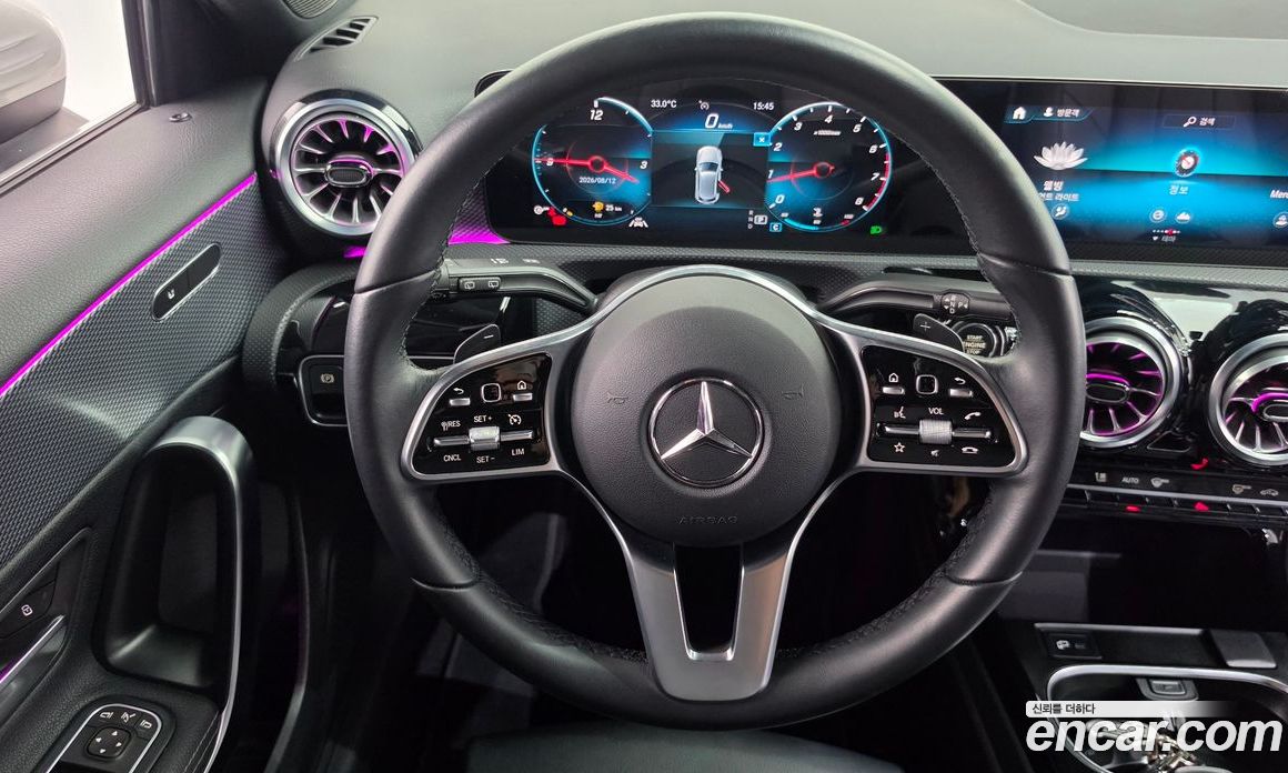 Mercedes-Benz A-Class W177 фото 13