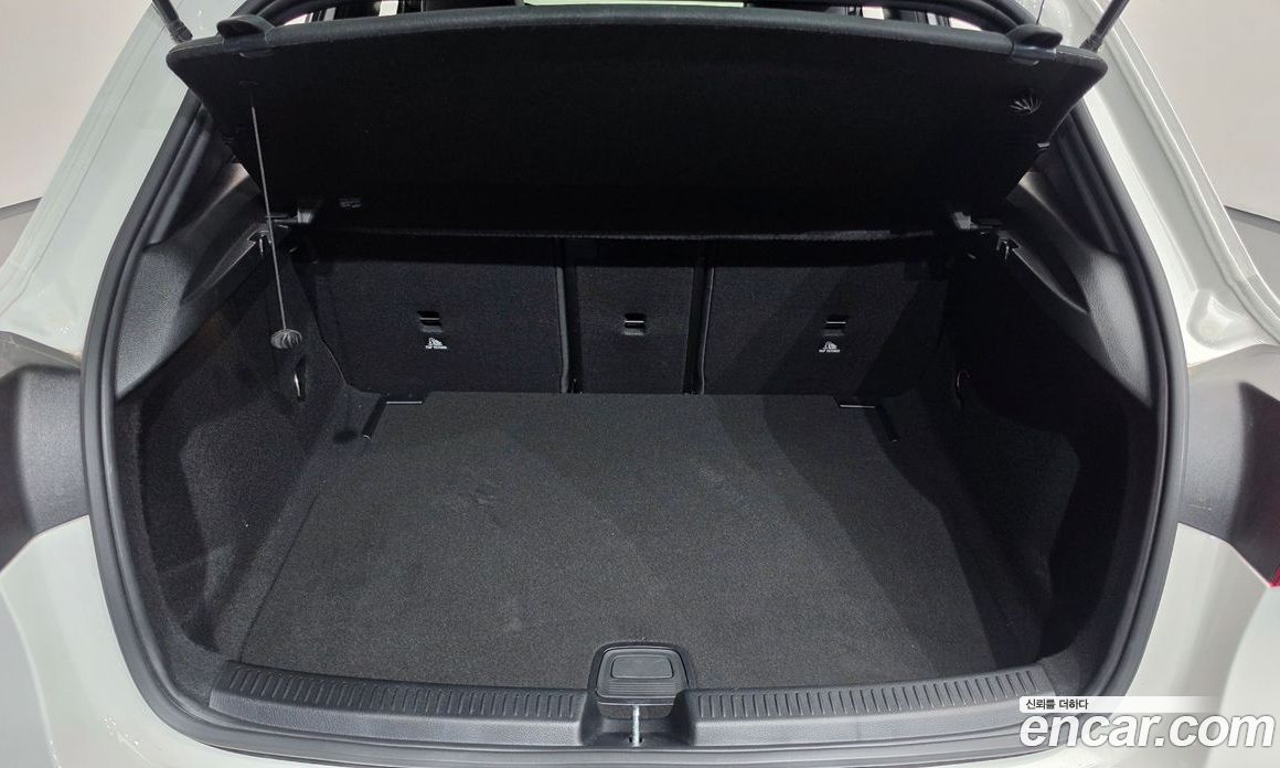 Mercedes-Benz A-Class W177 фото 18