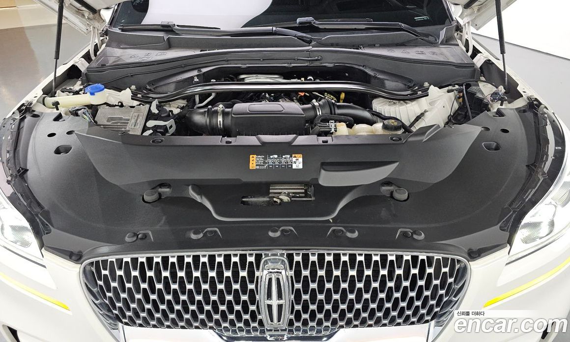 Lincoln Aviator 2nd Gen фото 6