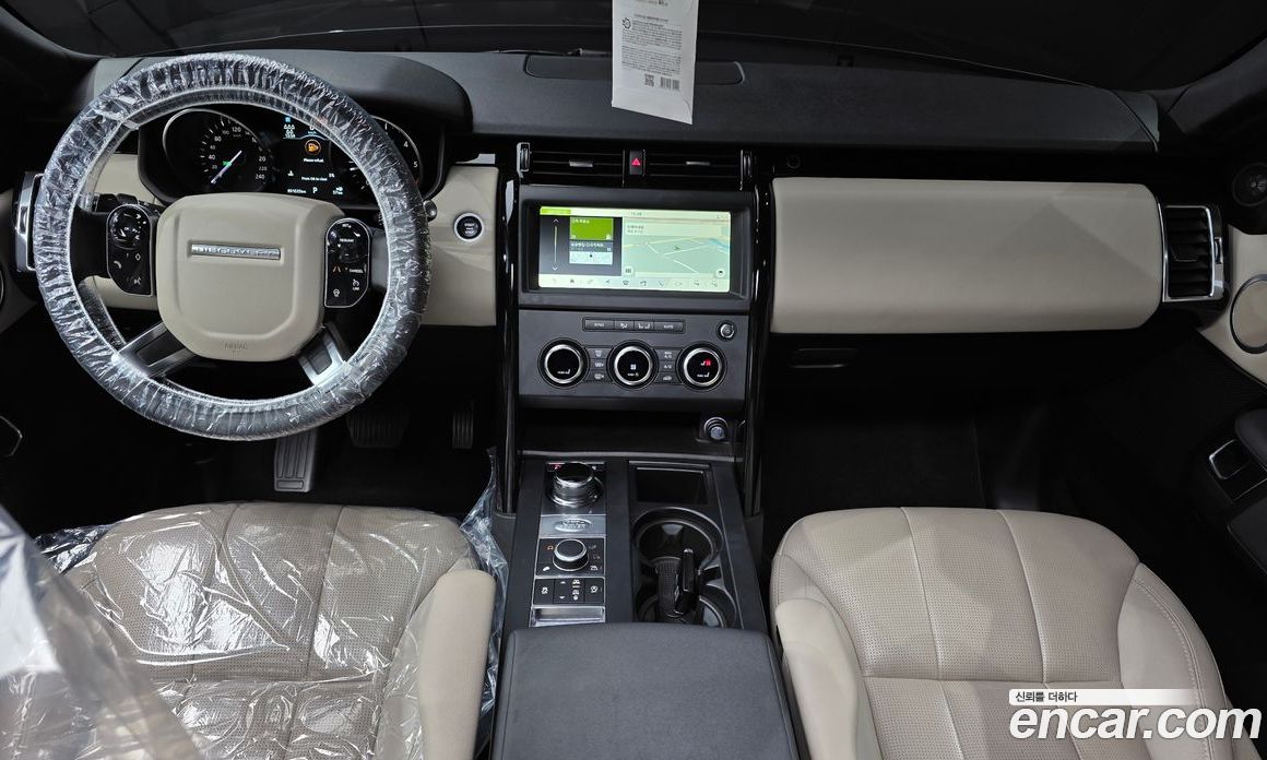 Land Rover Discovery 5 фото 7
