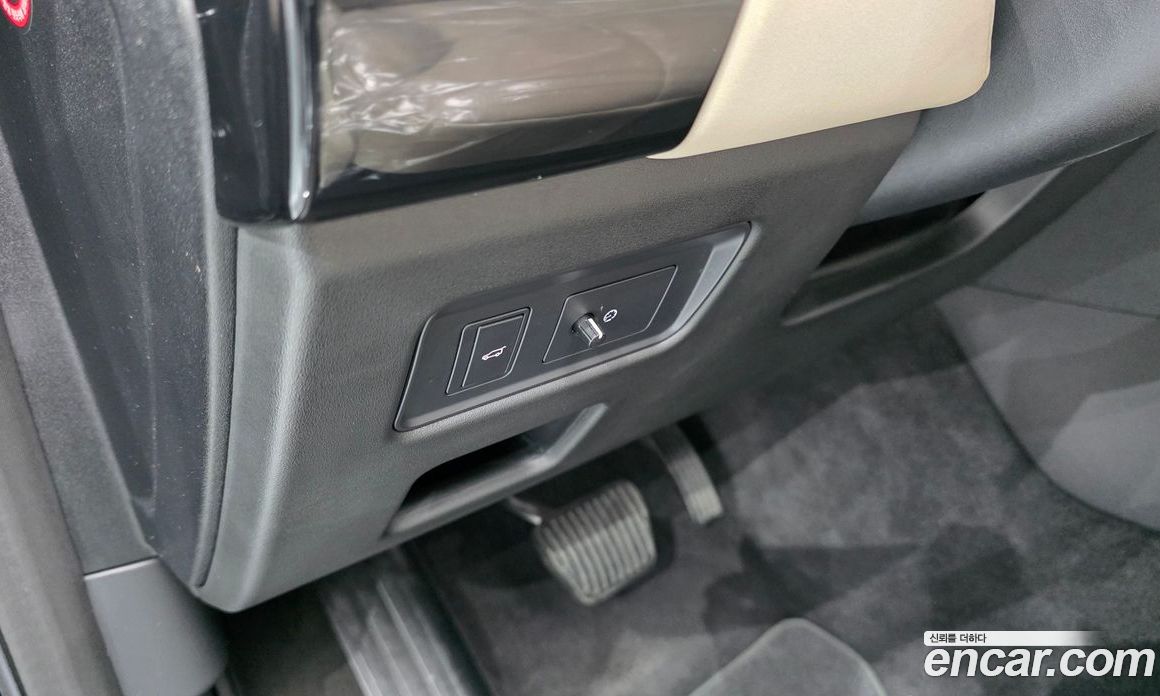 Land Rover Discovery 5 фото 19