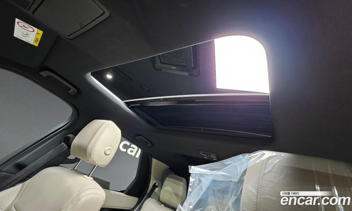 Land Rover Discovery 5 фото 31