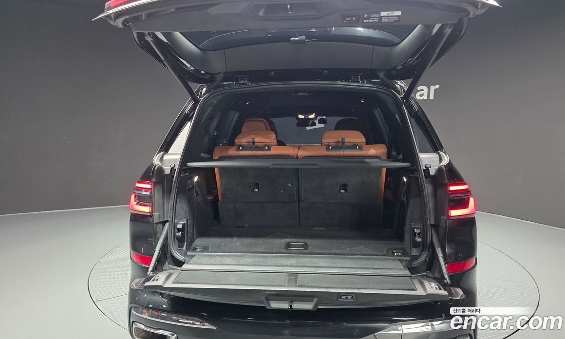 BMW X7 (G07) фото 37