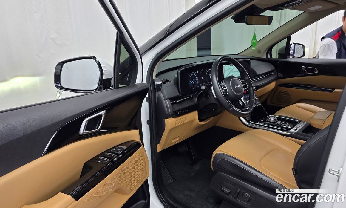 Kia Carnival 4th Gen фото 10