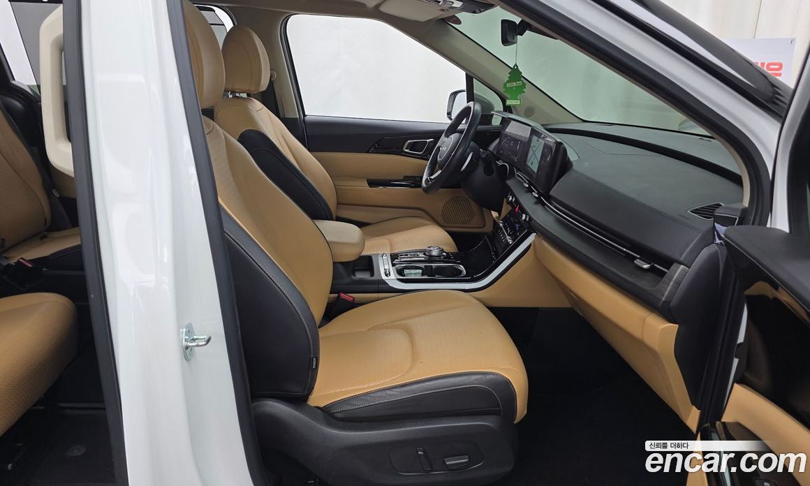 Kia Carnival 4th Gen фото 11