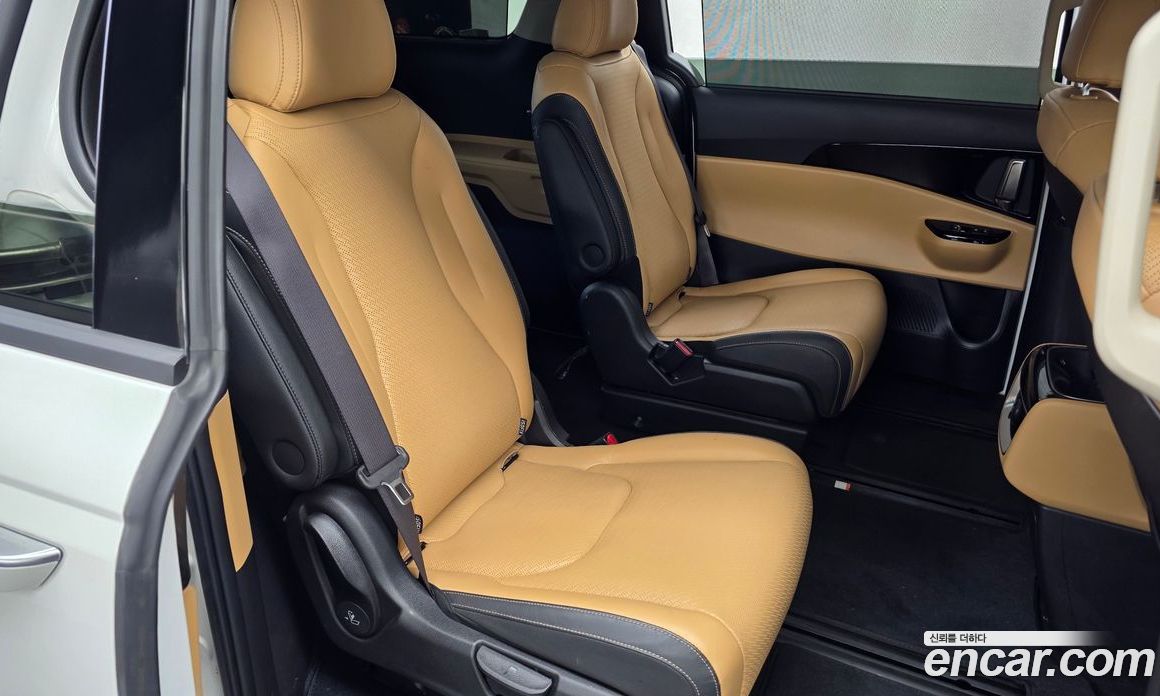 Kia Carnival 4th Gen фото 12