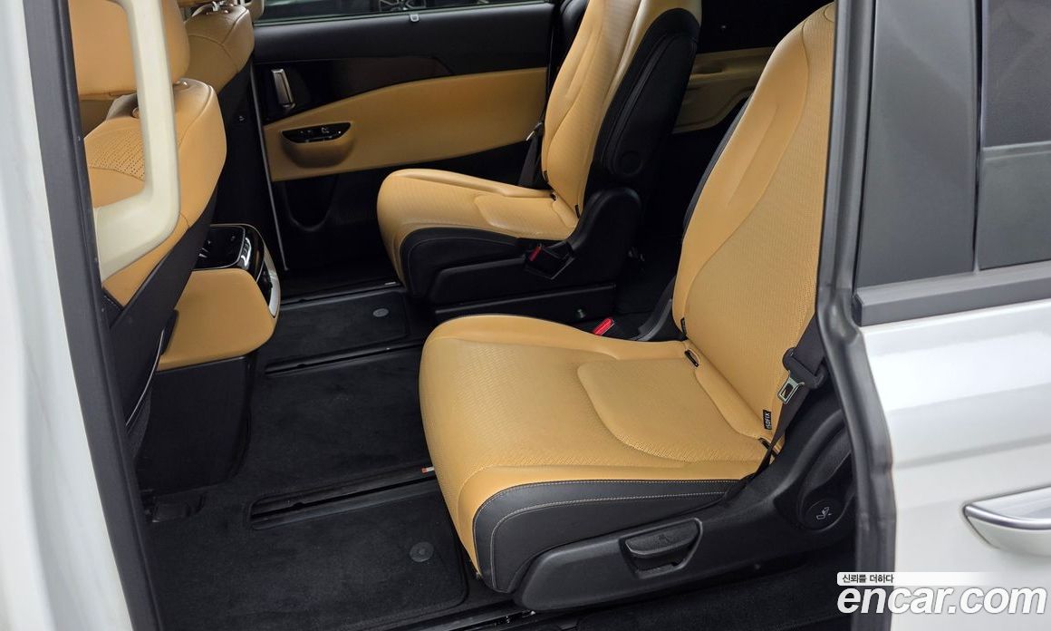 Kia Carnival 4th Gen фото 26