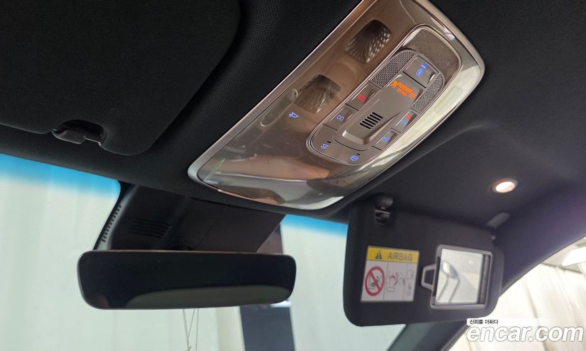 Genesis GV70 фото 18