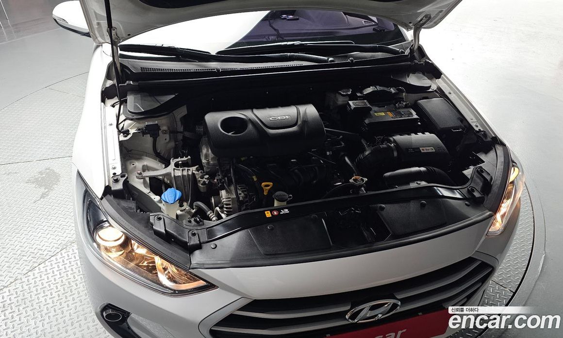 Hyundai Avante (AD) 6th Gen фото 6