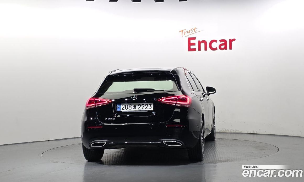 Mercedes-Benz A-Class W177 фото 4