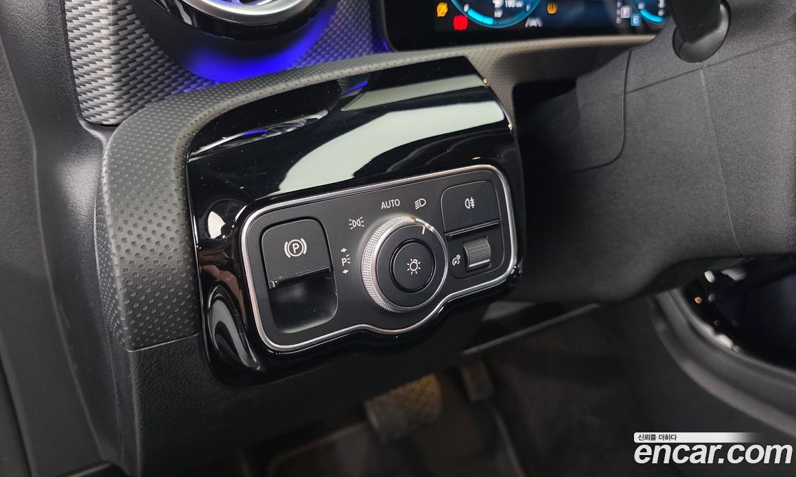 Mercedes-Benz A-Class W177 фото 15