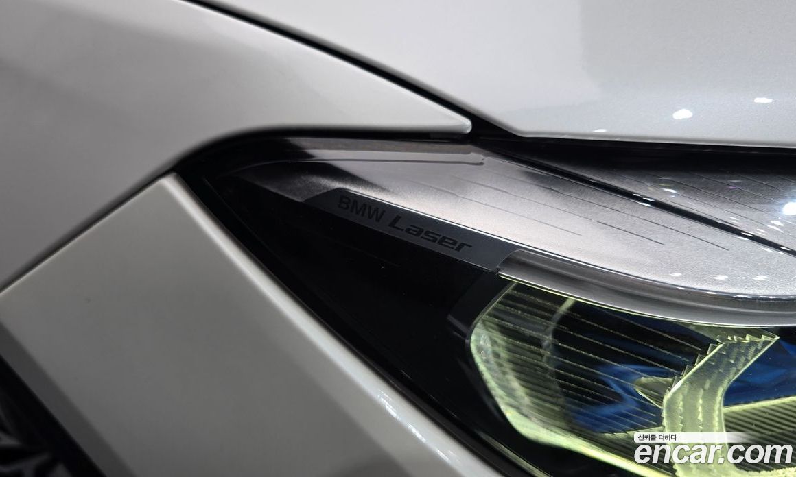 BMW 7-Series (G11) фото 37
