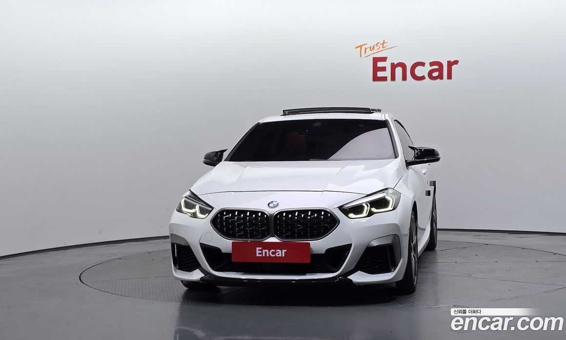 BMW 2-Series (F44) фото 3