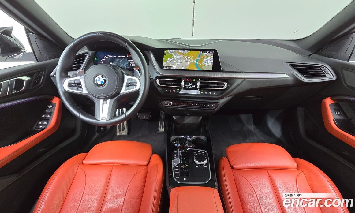 BMW 2-Series (F44) фото 7