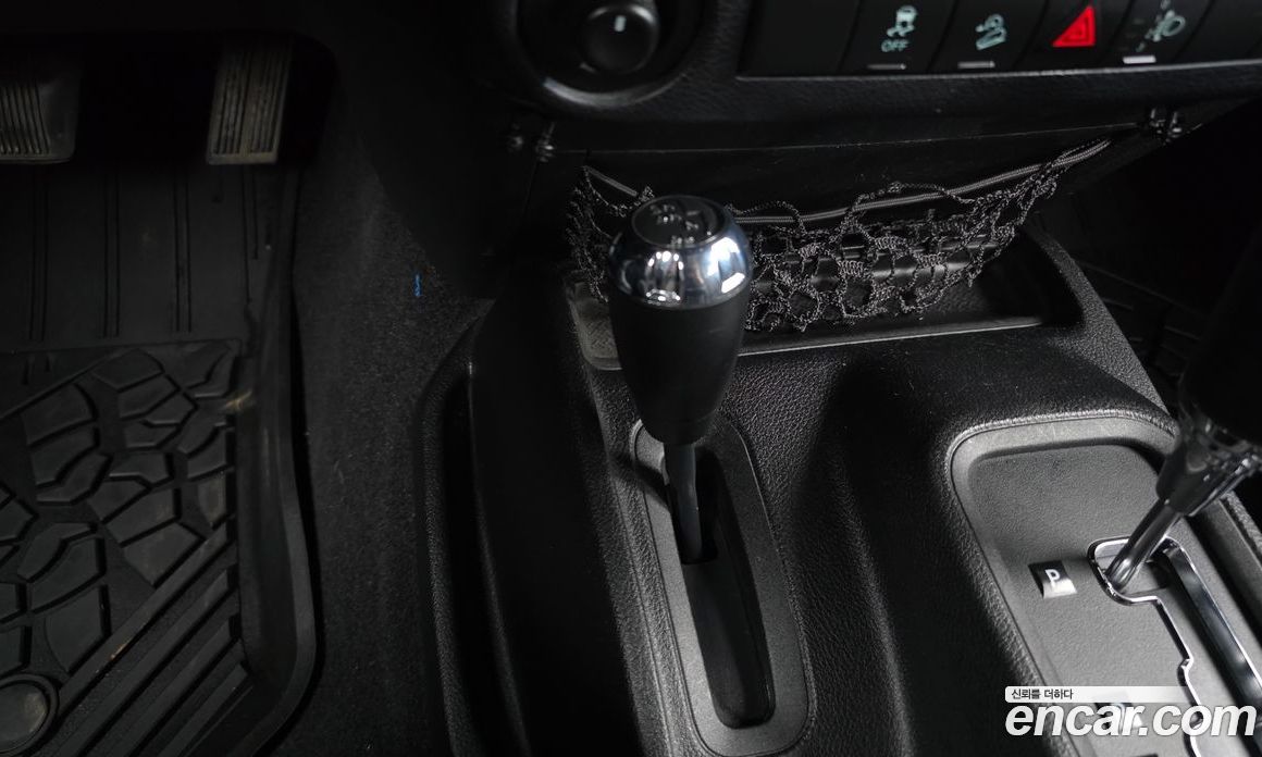 Jeep Wrangler (JK) фото 17