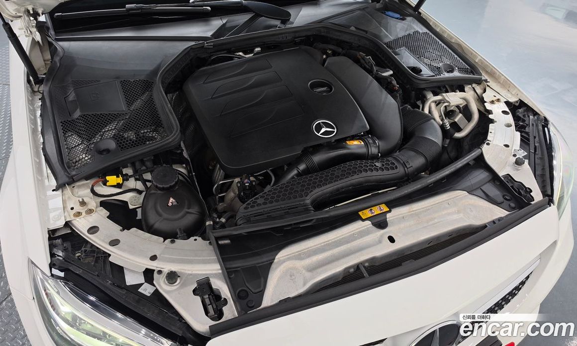 Mercedes-Benz C-Class W205 фото 6