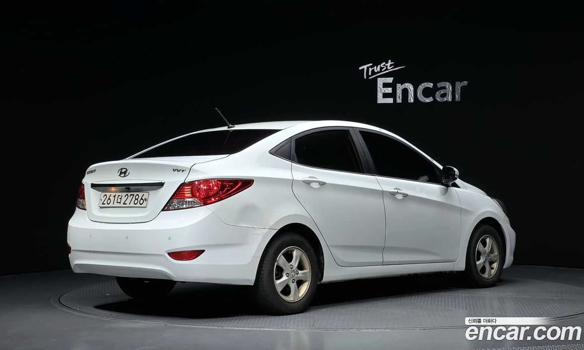 Hyundai Accent (New Type) фото 2