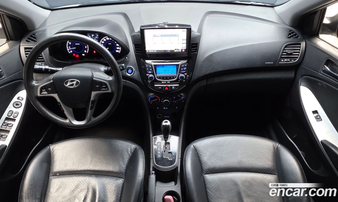 Hyundai Accent (New Type) фото 7