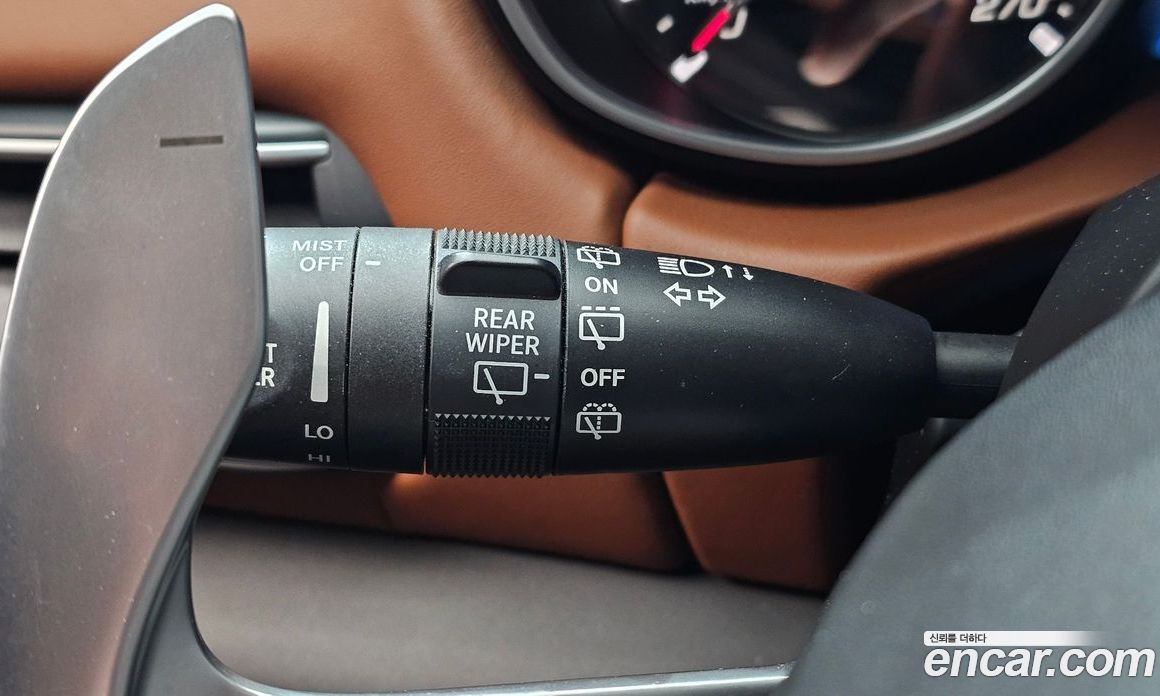Maserati Levante фото 18