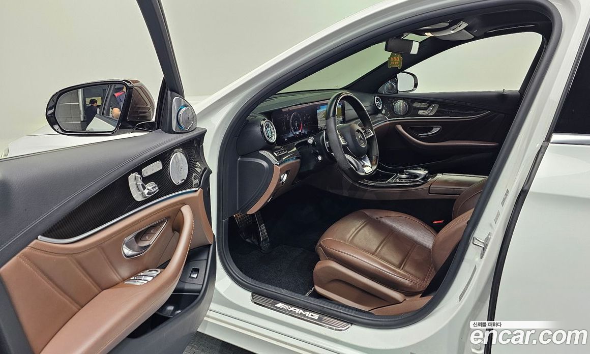 Mercedes-Benz E-Class W213 фото 10