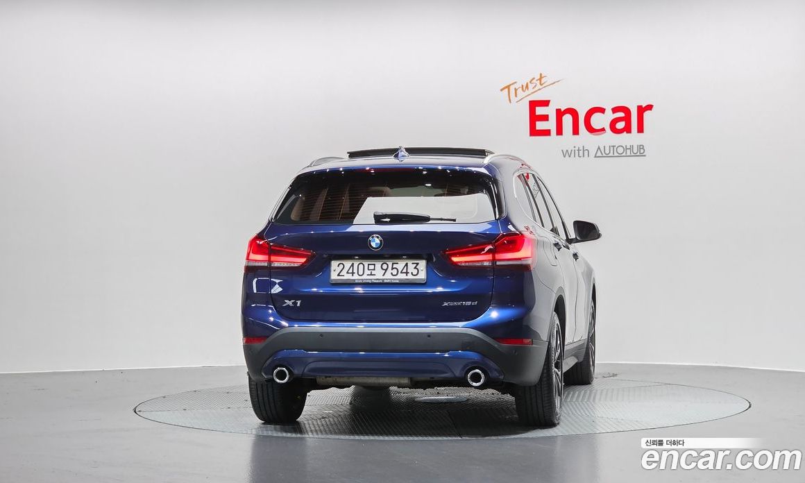 BMW X1 (F48) фото 3
