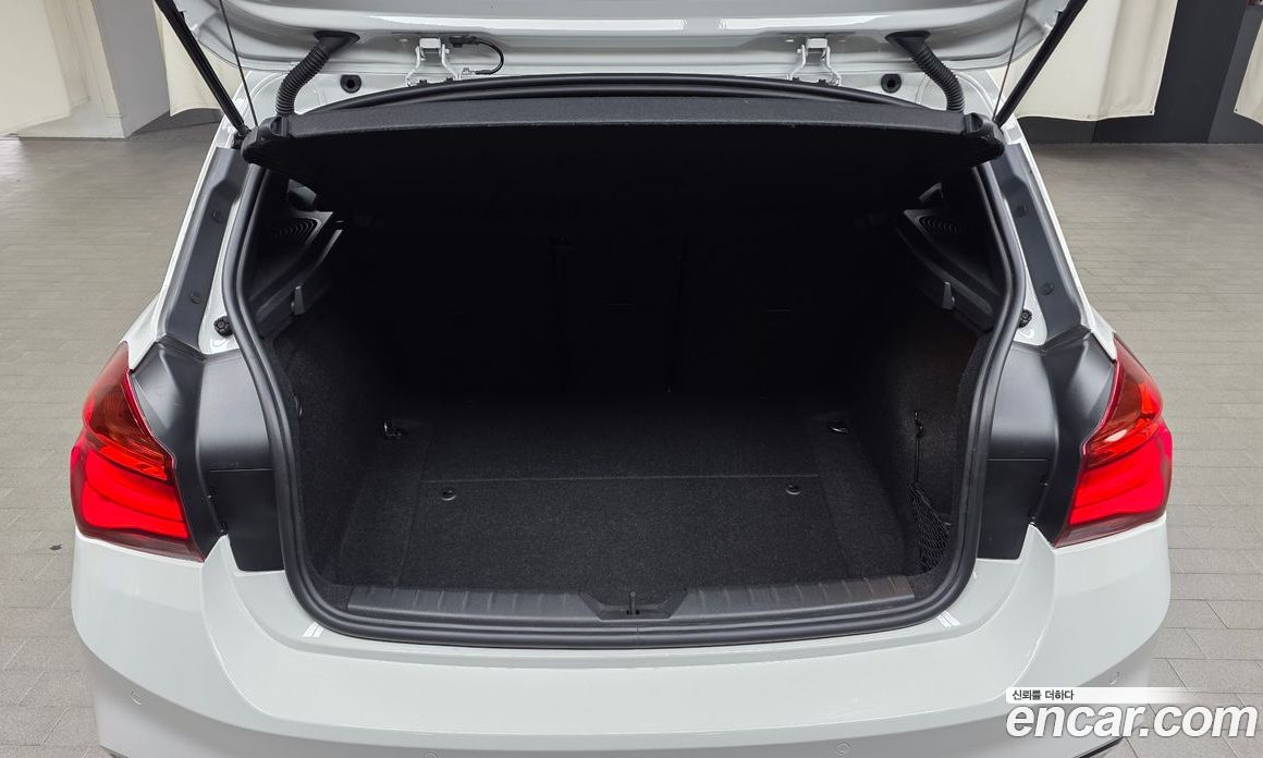 BMW 1-Series (F20) фото 17