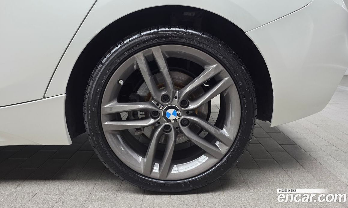 BMW 1-Series (F20) фото 21
