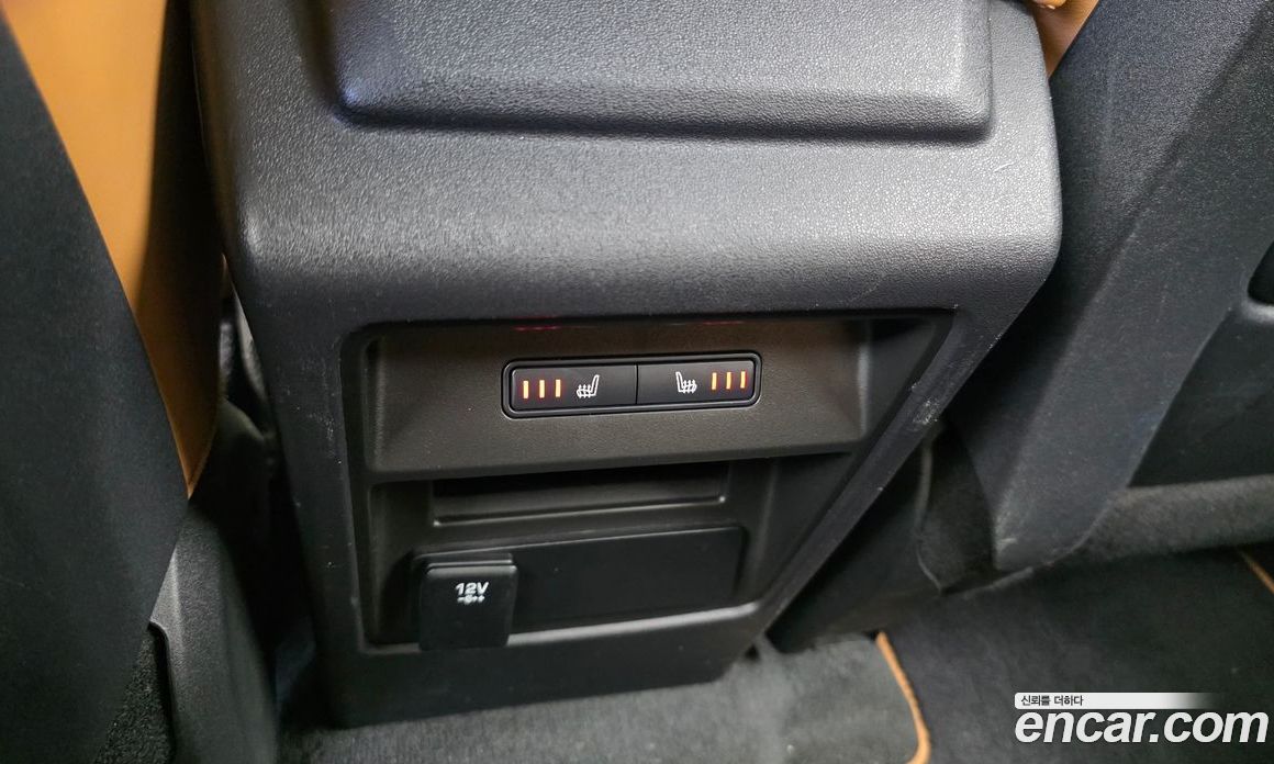 Land Rover Discovery Sport 1st Gen фото 19