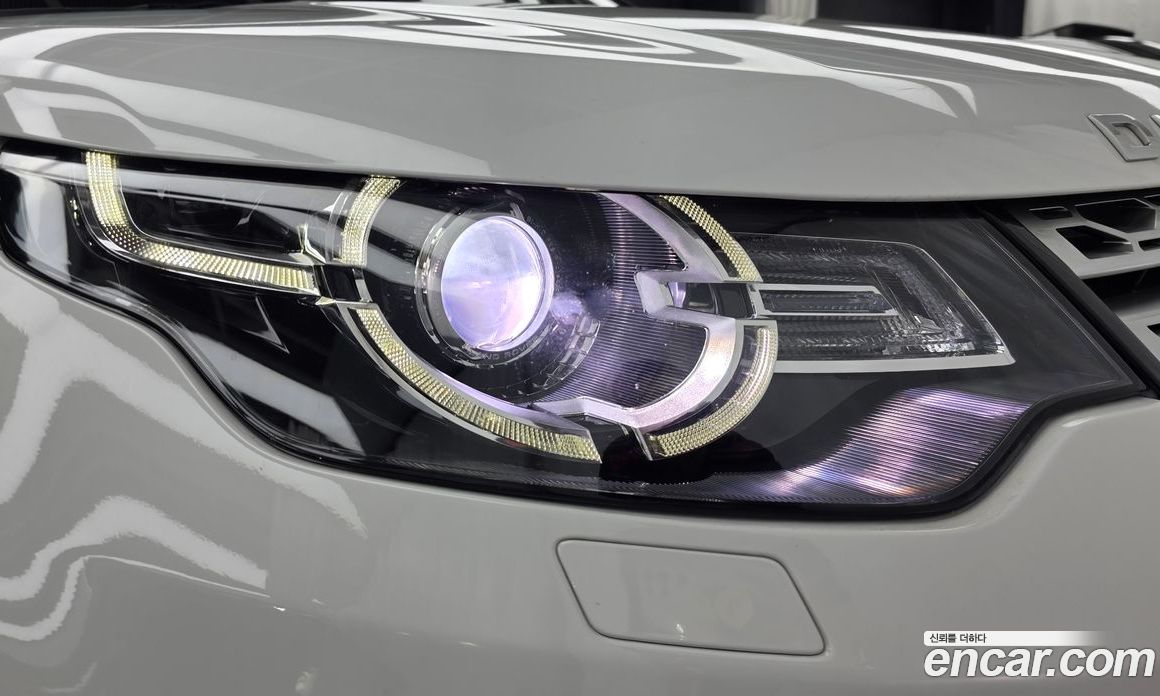 Land Rover Discovery Sport 1st Gen фото 22